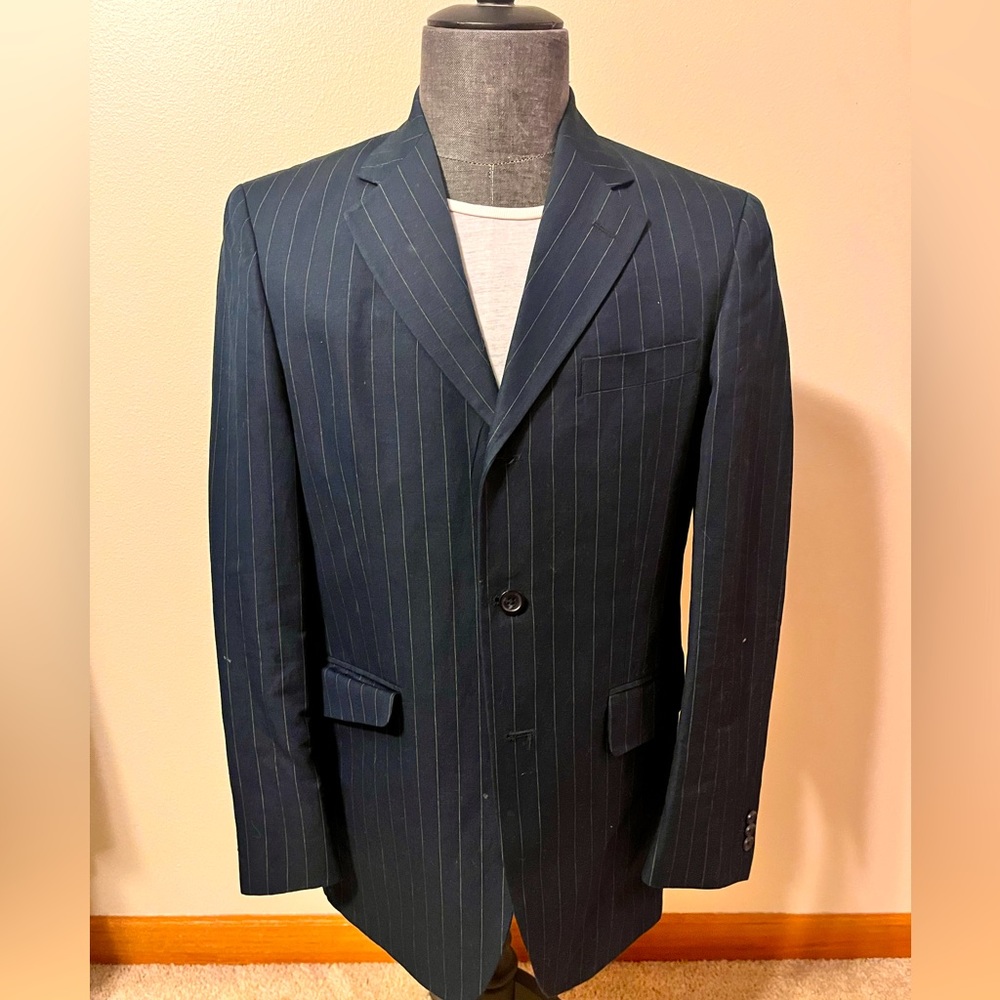 Banana Republic Blue Brown Pinstripe 38S Stiff Cotton